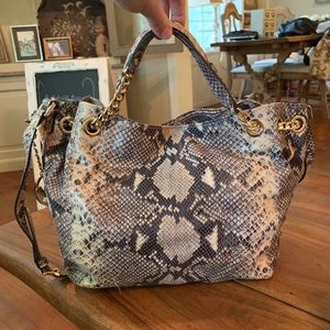 Michael Kors Purse .. NEW WITH TAGS